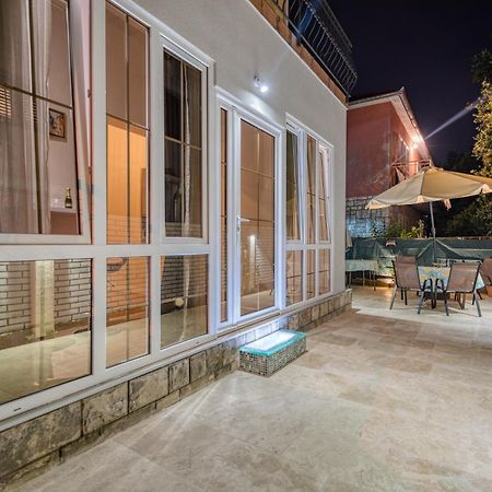 Apartments Vujosevic Tivat Zewnętrze zdjęcie