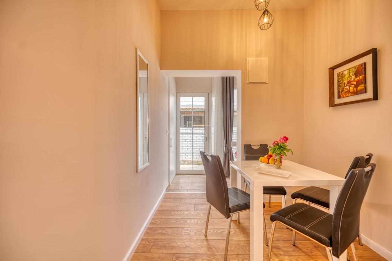 Apartments Vujosevic Tivat Zewnętrze zdjęcie