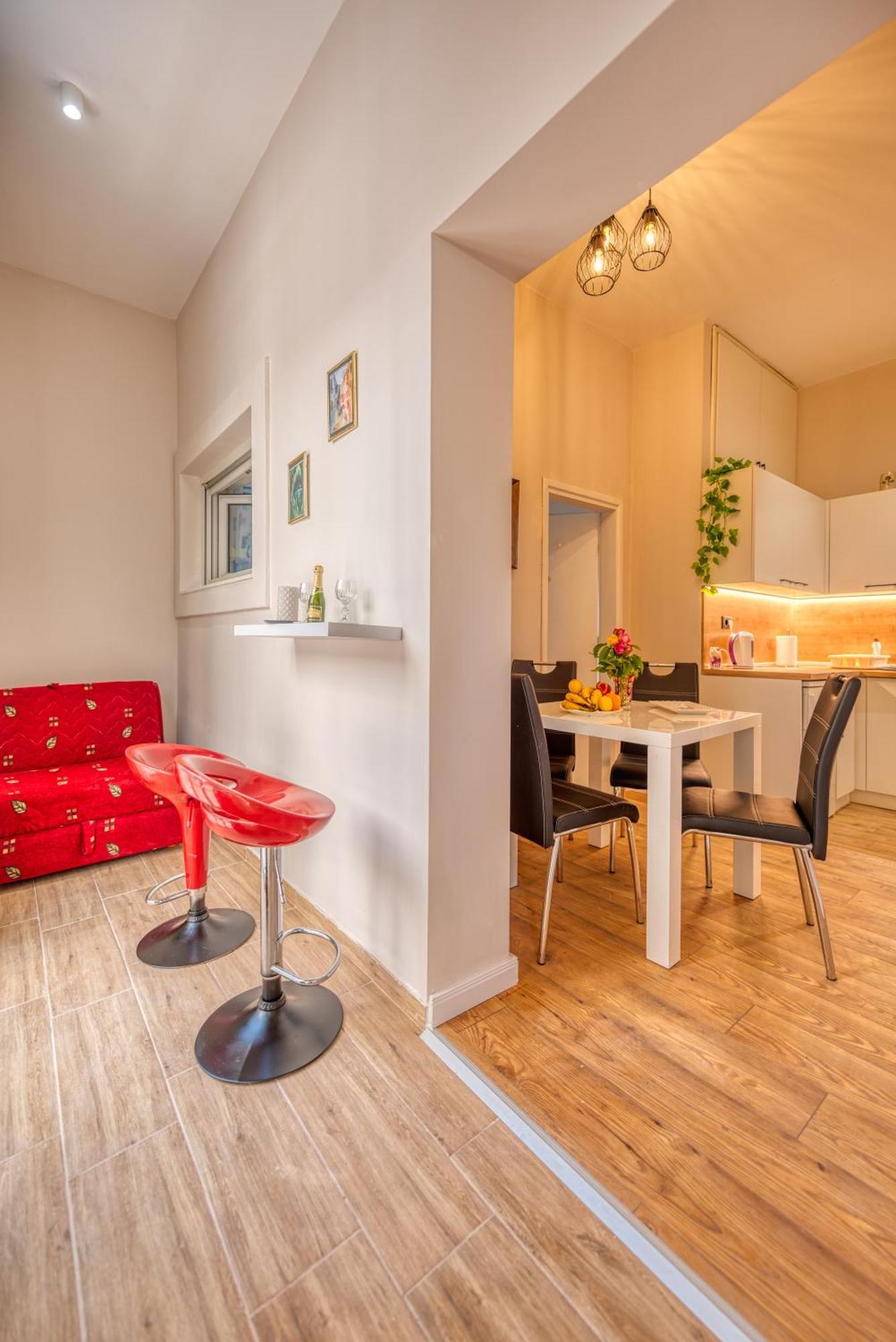Apartments Vujosevic Tivat Zewnętrze zdjęcie